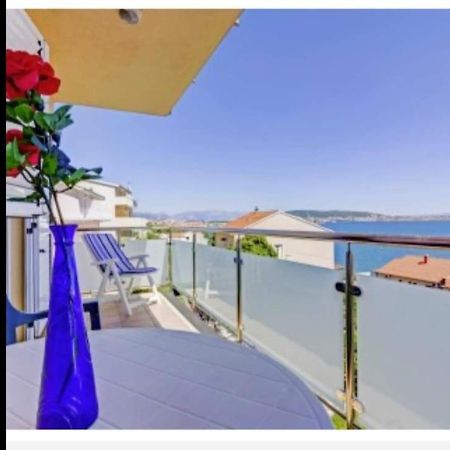 Apartmani Gizela Donji Seget Extérieur photo
