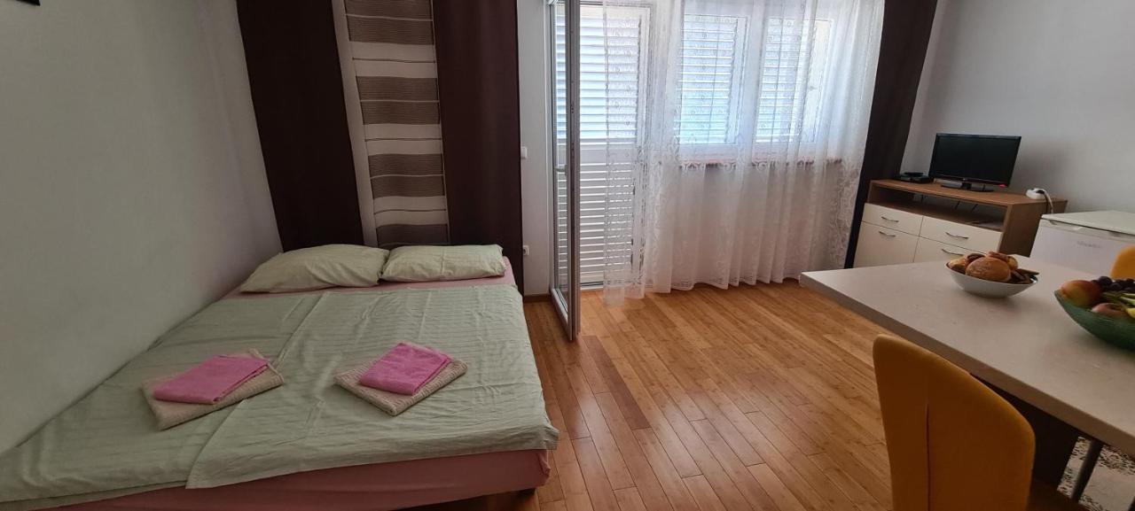 Apartmani Gizela Donji Seget Extérieur photo