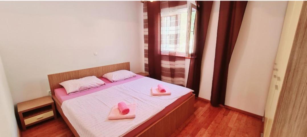 Apartmani Gizela Donji Seget Chambre photo