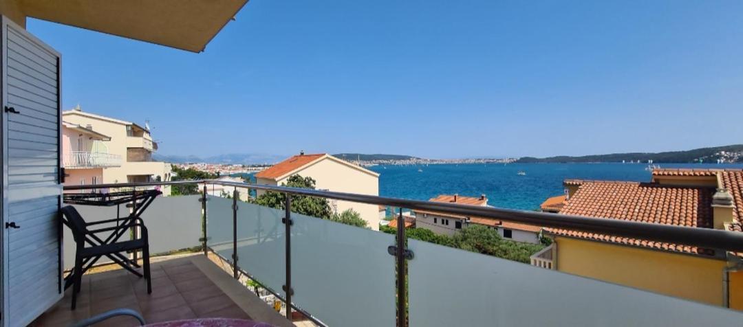 Apartmani Gizela Donji Seget Chambre photo
