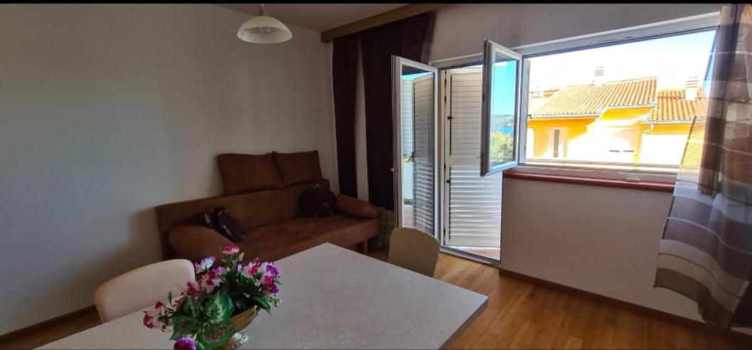 Apartmani Gizela Donji Seget Chambre photo